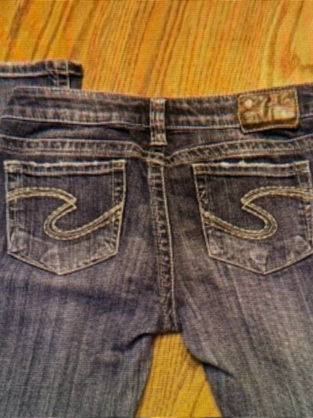 Silver Jeans Co. Women's Blue Medium Wash Slim Fit Low Rise Straight Jeans